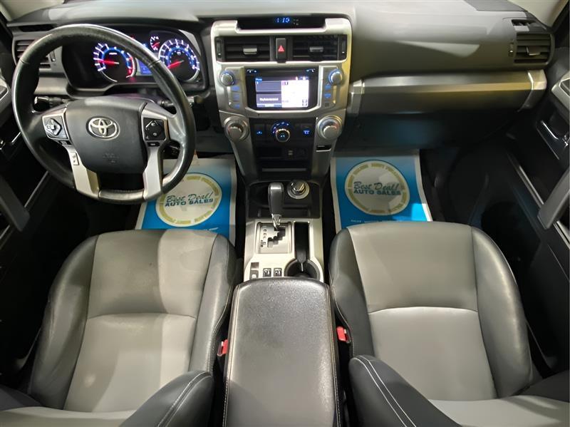 Toyota 4Runner SR5 4WD 2016