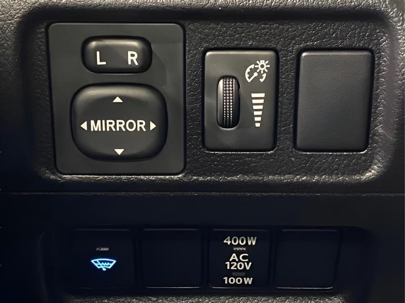 Toyota 4Runner SR5 4WD 2016