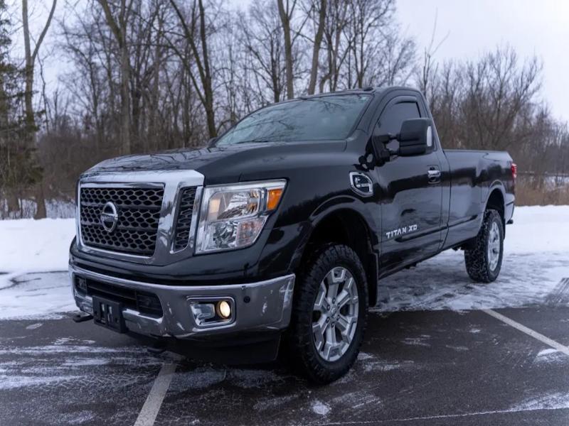 2017 Nissan Titan 4WD Diesel