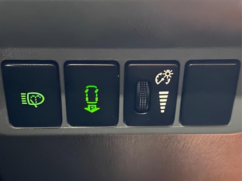 Toyota Prius V Two 2012