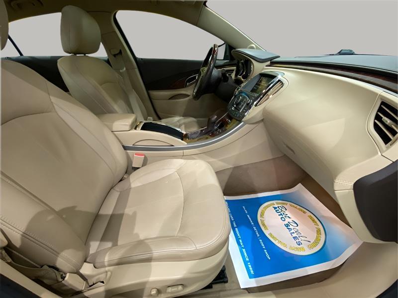 Buick LaCrosse Premium Package 3, w/Leather 2012