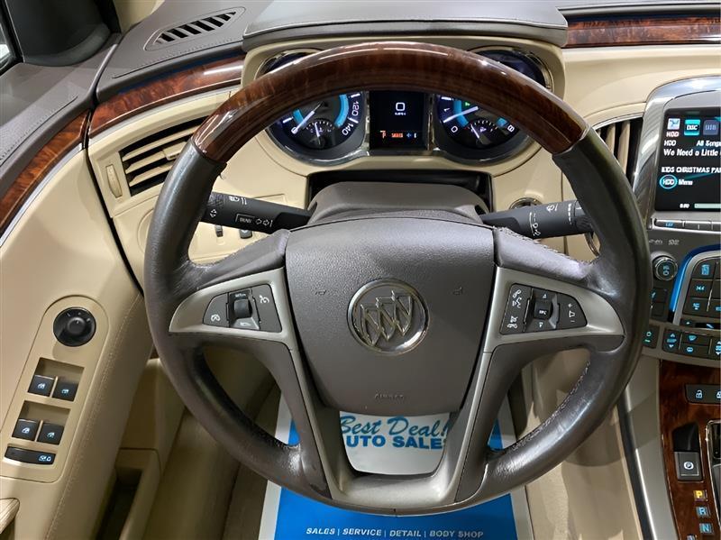 Buick LaCrosse Premium Package 3, w/Leather 2012