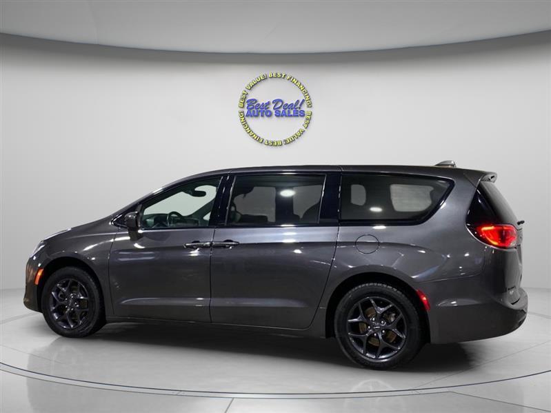 Chrysler Pacifica Touring Plus 2018