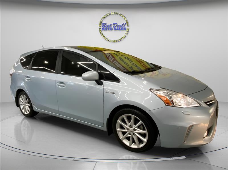 Toyota Prius V Three 2014