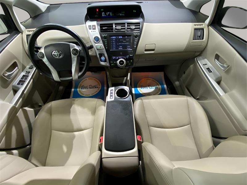 Toyota Prius V Three 2014