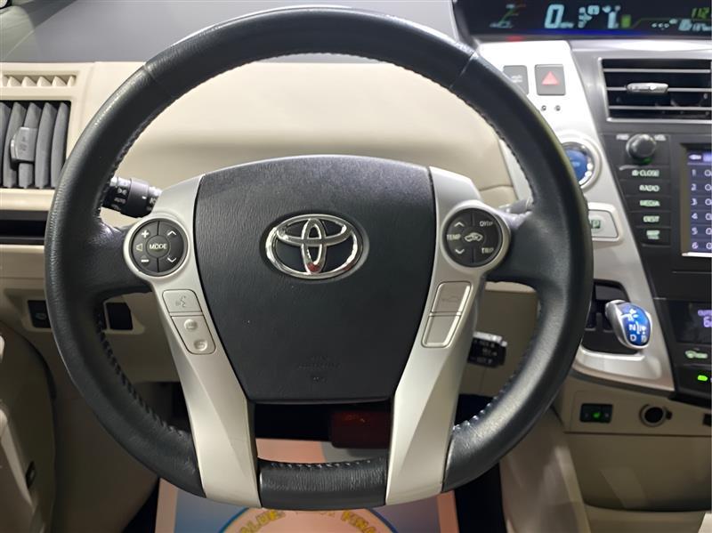 Toyota Prius V Three 2014