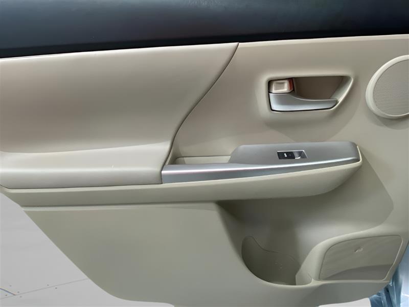 Toyota Prius V Three 2014