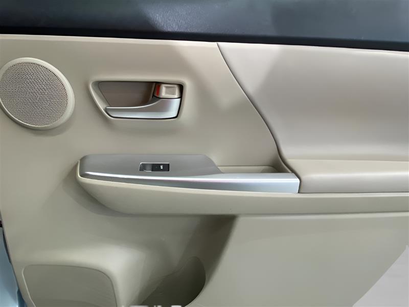 Toyota Prius V Three 2014