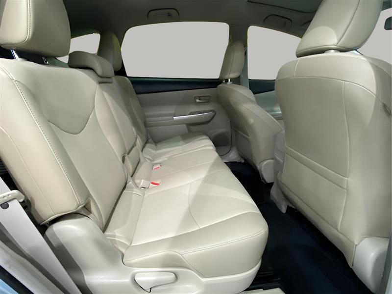 Toyota Prius V Three 2014