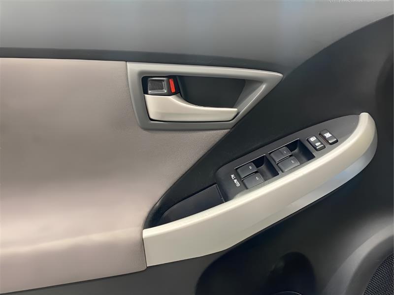 Toyota Prius Four 2015