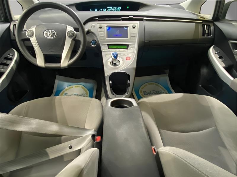 Toyota Prius Four 2015