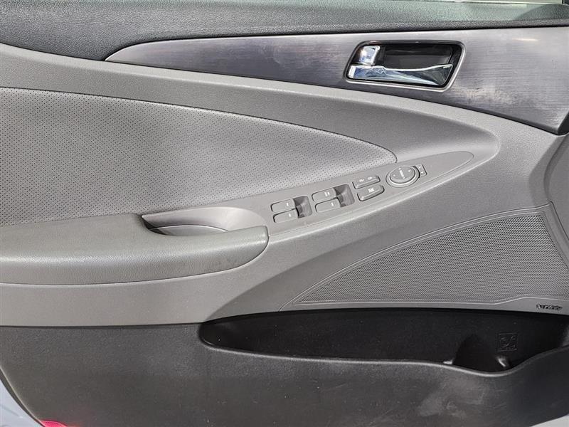 Hyundai Sonata Hybrid  2015