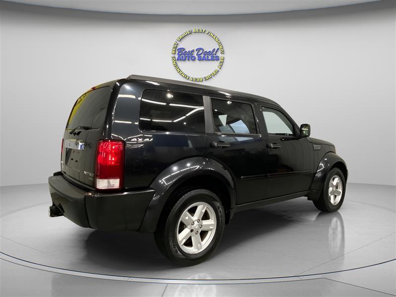 Dodge Nitro SXT 4WD 2010