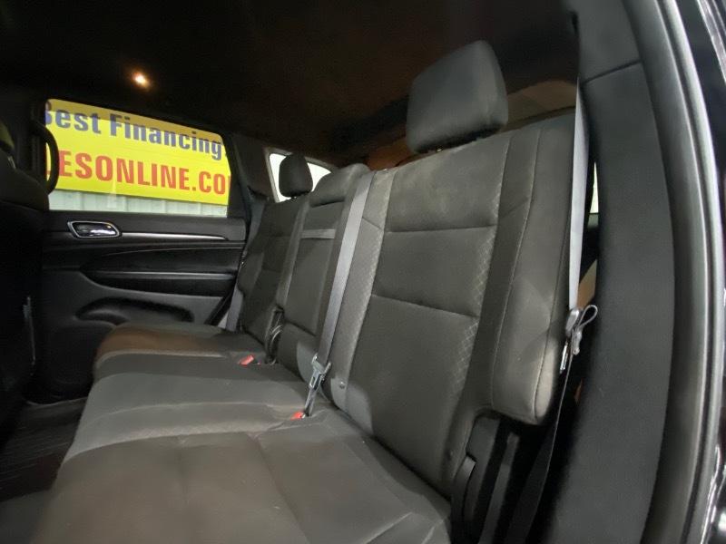 Jeep Grand Cherokee Laredo 4WD 2018