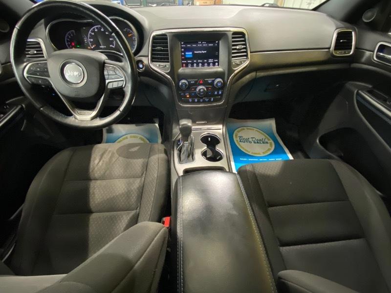 Jeep Grand Cherokee Laredo 4WD 2018