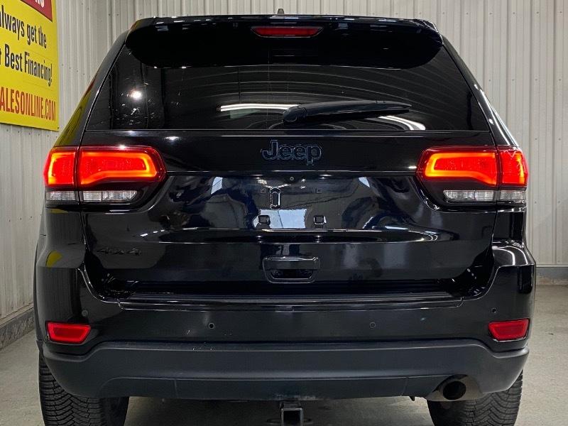 Jeep Grand Cherokee Laredo 4WD 2018