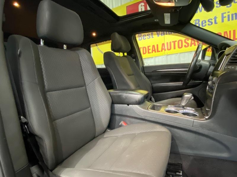 Jeep Grand Cherokee Laredo 4WD 2018