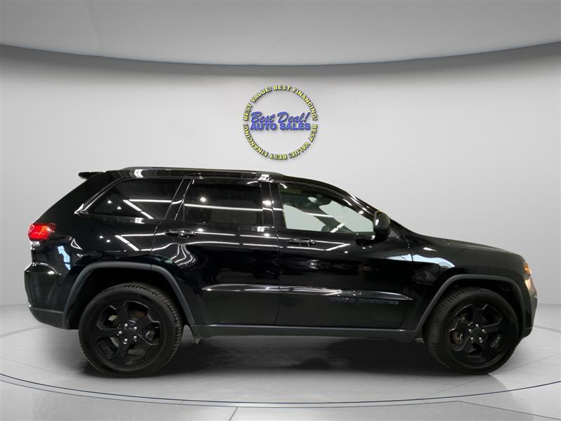 Jeep Grand Cherokee Laredo 4WD 2018