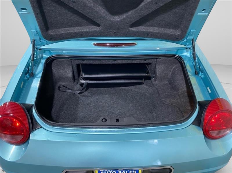 Ford Thunderbird Deluxe 2002