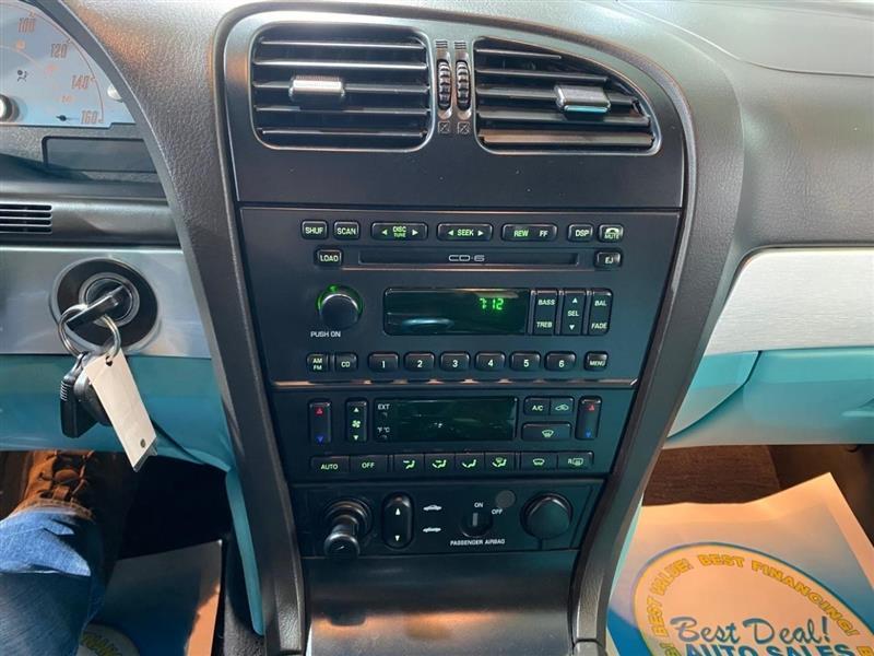 Ford Thunderbird Deluxe 2002