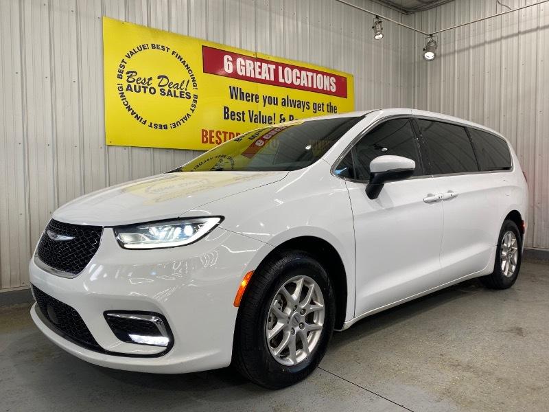 2023 Chrysler Pacifica Touring