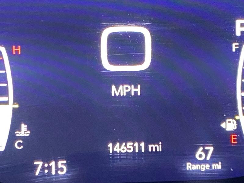 Chrysler Pacifica Touring 2023