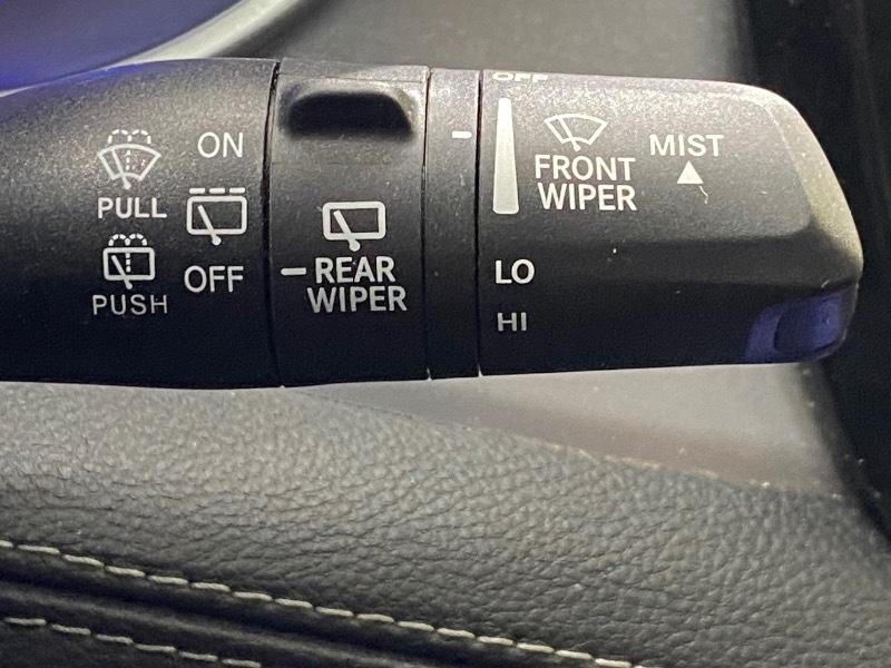 Chrysler Pacifica Touring 2023