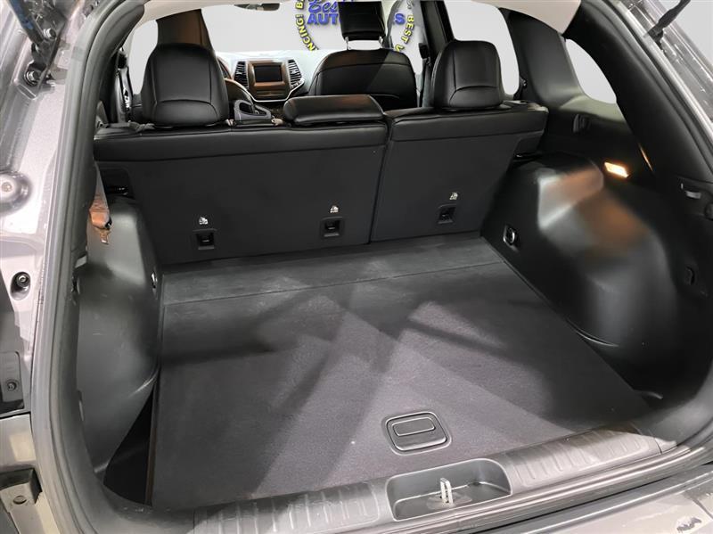 Jeep Cherokee Latitude Plus 4WD 2019