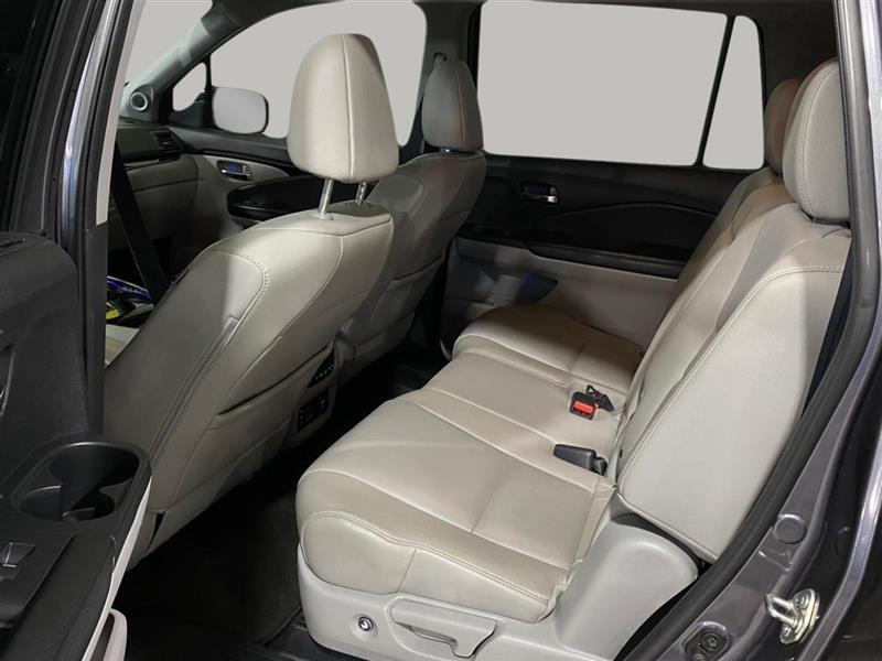 Honda Pilot Touring 2WD 2016
