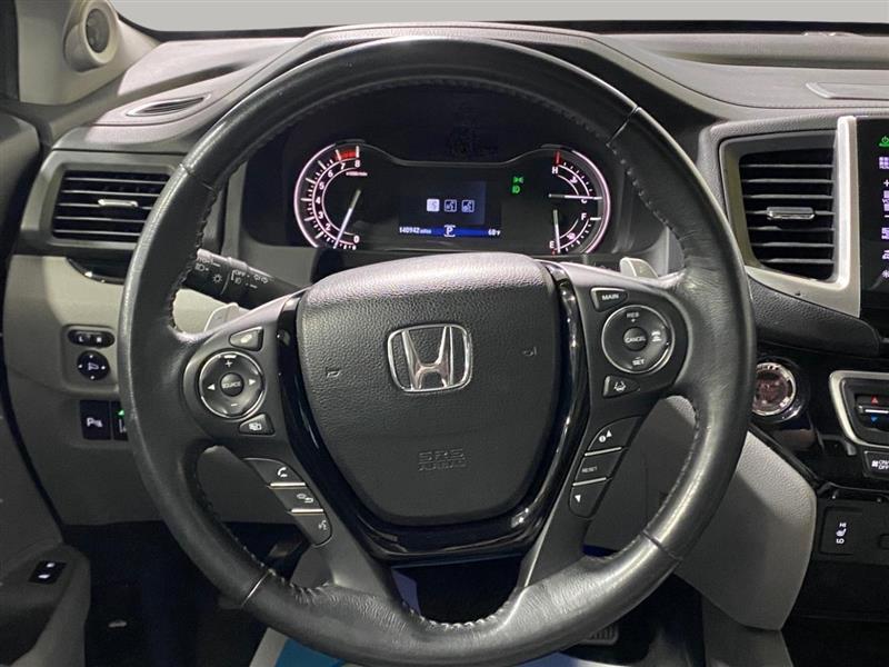 Honda Pilot Touring 2WD 2016