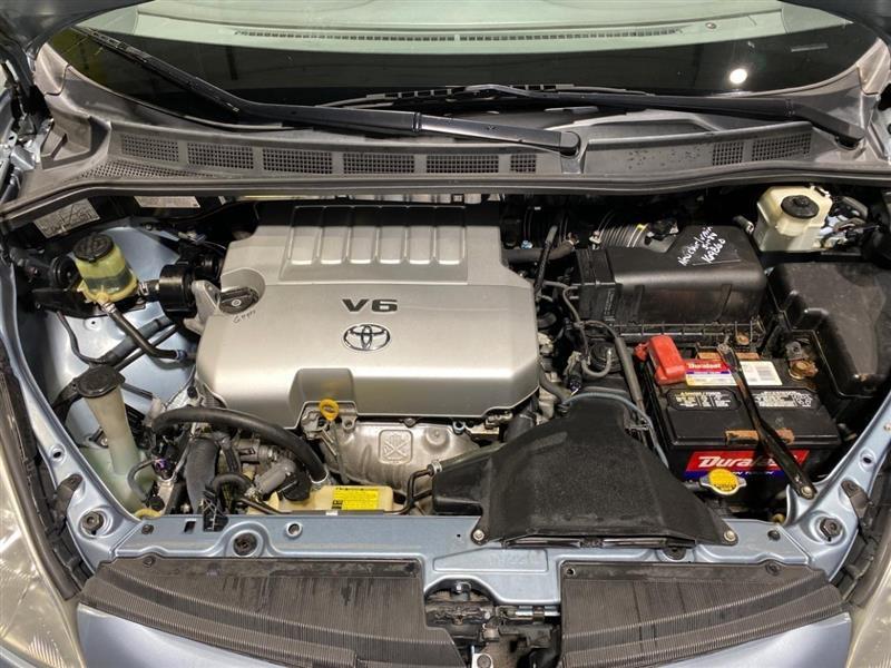 Toyota Sienna XLE FWD 2009