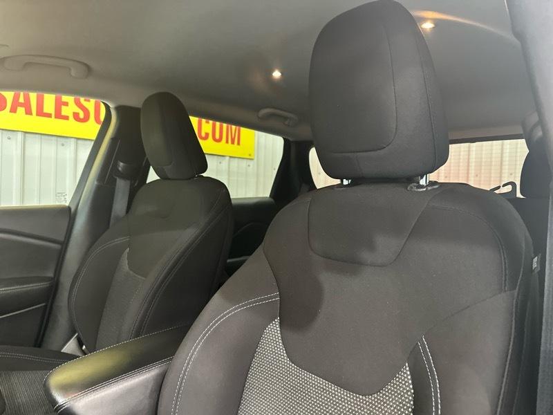 Jeep Cherokee Latitude 4WD 2021