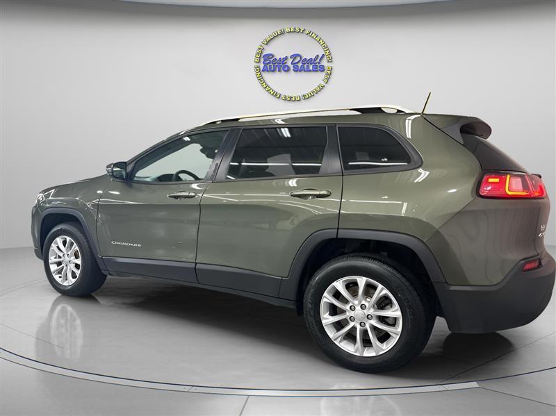 Jeep Cherokee Latitude 4WD 2021