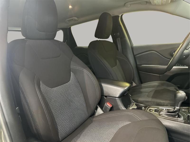 Jeep Cherokee Latitude 4WD 2021