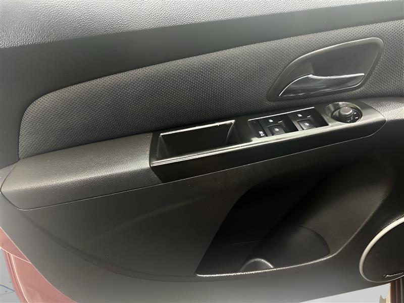 Chevrolet Cruze 1LT 2012
