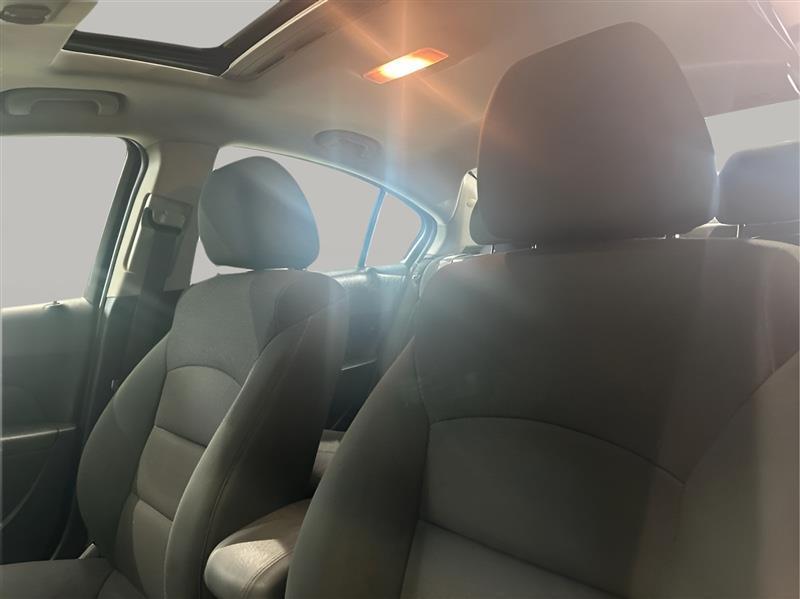 Chevrolet Cruze 1LT 2012