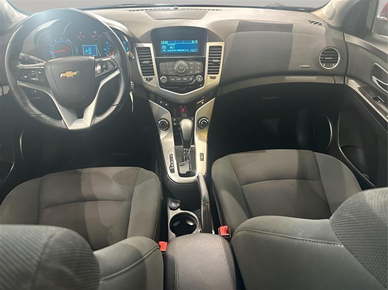 Chevrolet Cruze 1LT 2012
