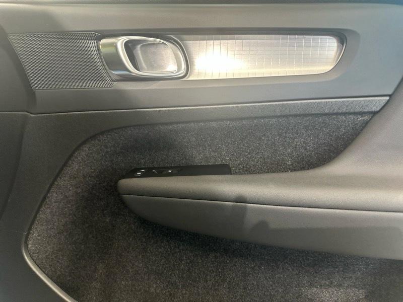 Volvo XC40 T5 Momentum AWD 2022