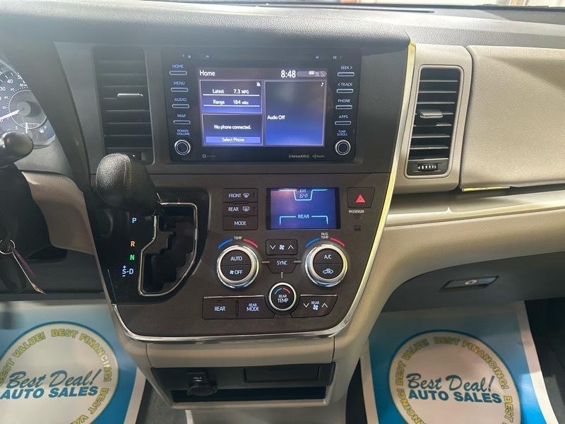 Toyota Sienna LE 8-Passenger 2019