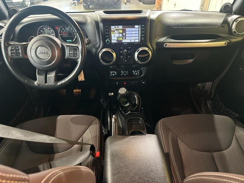 Jeep Wrangler Unlimited Sahara 4WD 2014
