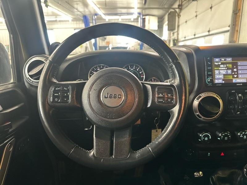 Jeep Wrangler Unlimited Sahara 4WD 2014