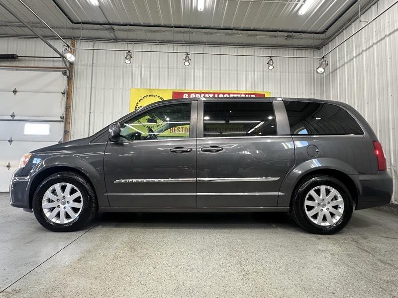 Chrysler Town & Country Touring 2016