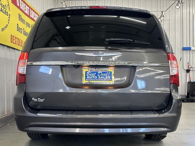 Chrysler Town & Country Touring 2016