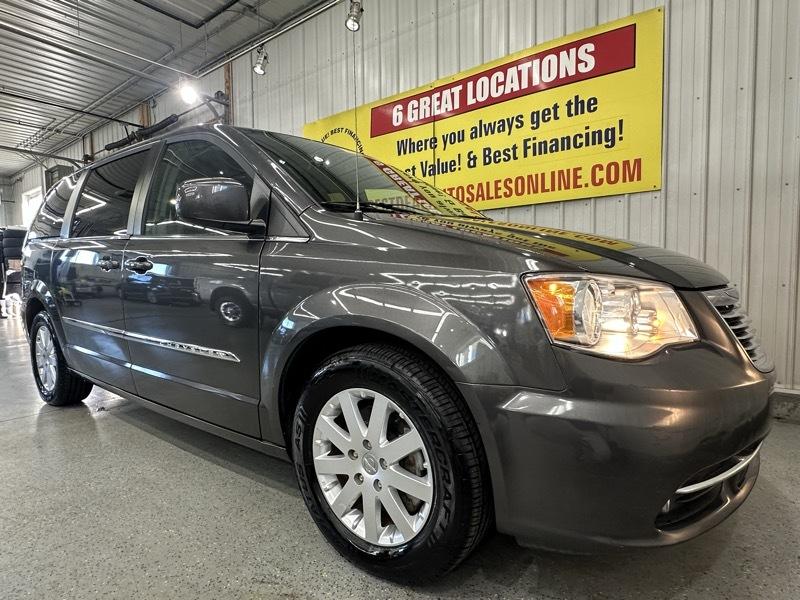 Chrysler Town & Country Touring 2016