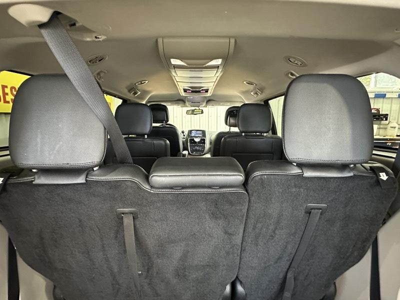 Chrysler Town & Country Touring 2016