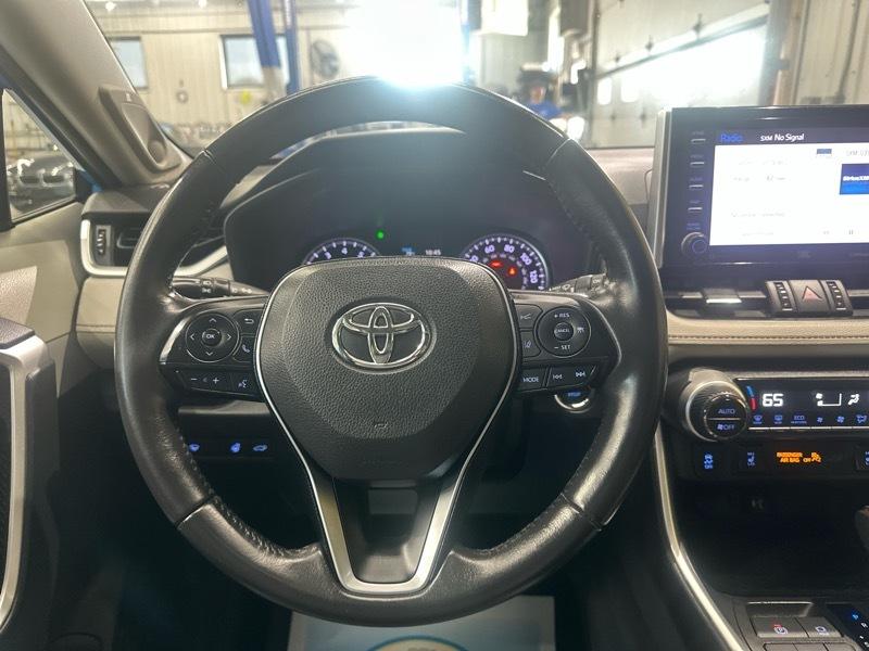 Toyota RAV4 XLE Premium AWD 2019