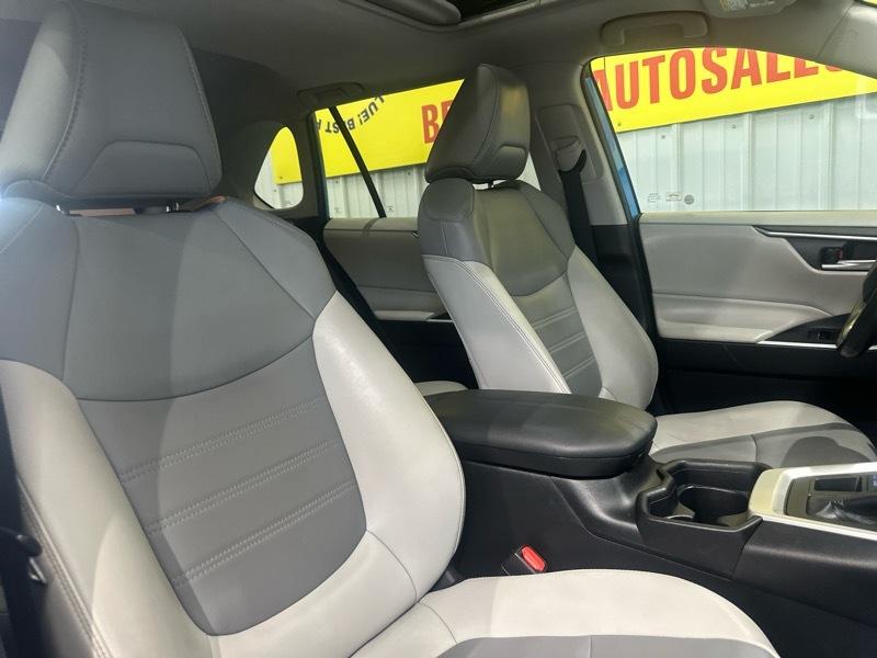 Toyota RAV4 XLE Premium AWD 2019