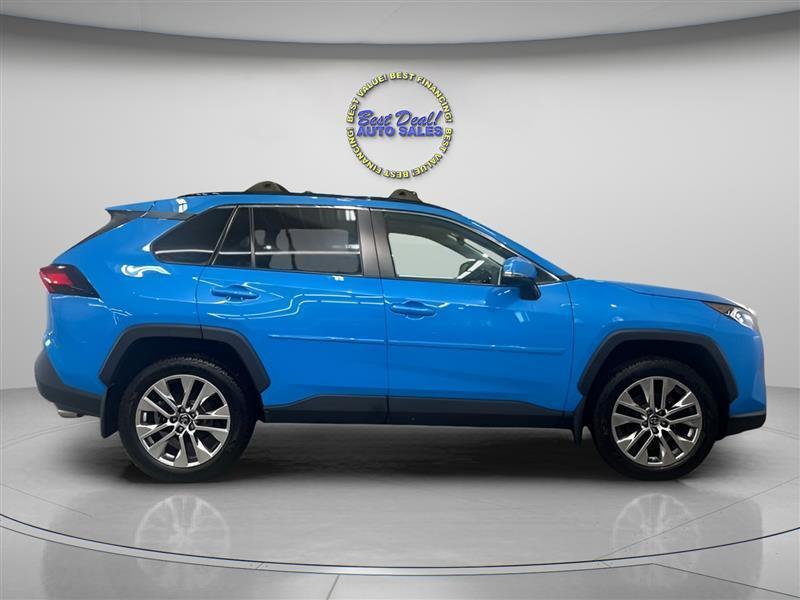 Toyota RAV4 XLE Premium AWD 2019