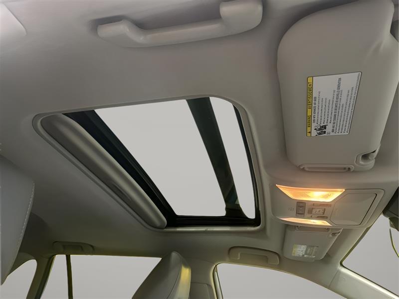 Toyota RAV4 XLE Premium AWD 2019