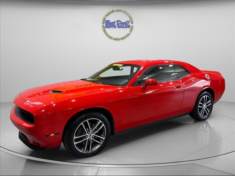 2019 Dodge Challenger SXT AWD
